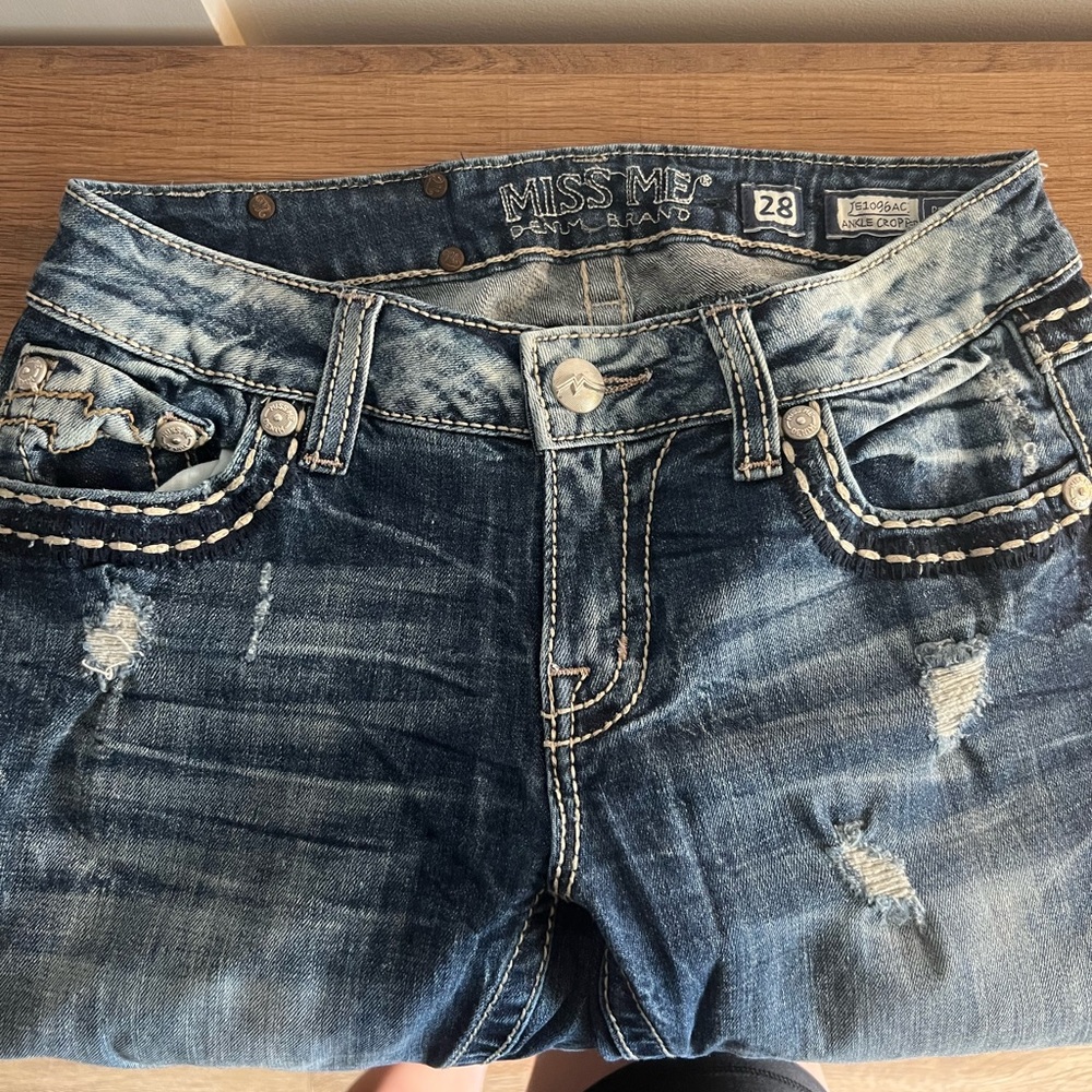 Miss Me jeans size 28 - ankle cropped skinny